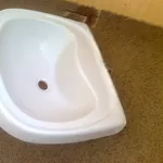 раковина в ванную+металлическое крепление
