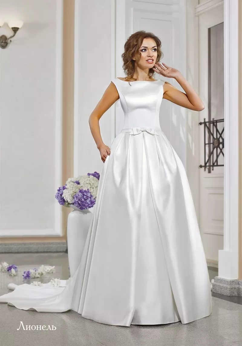 Свадебные платья в салоне свадебной и вечерней моды 